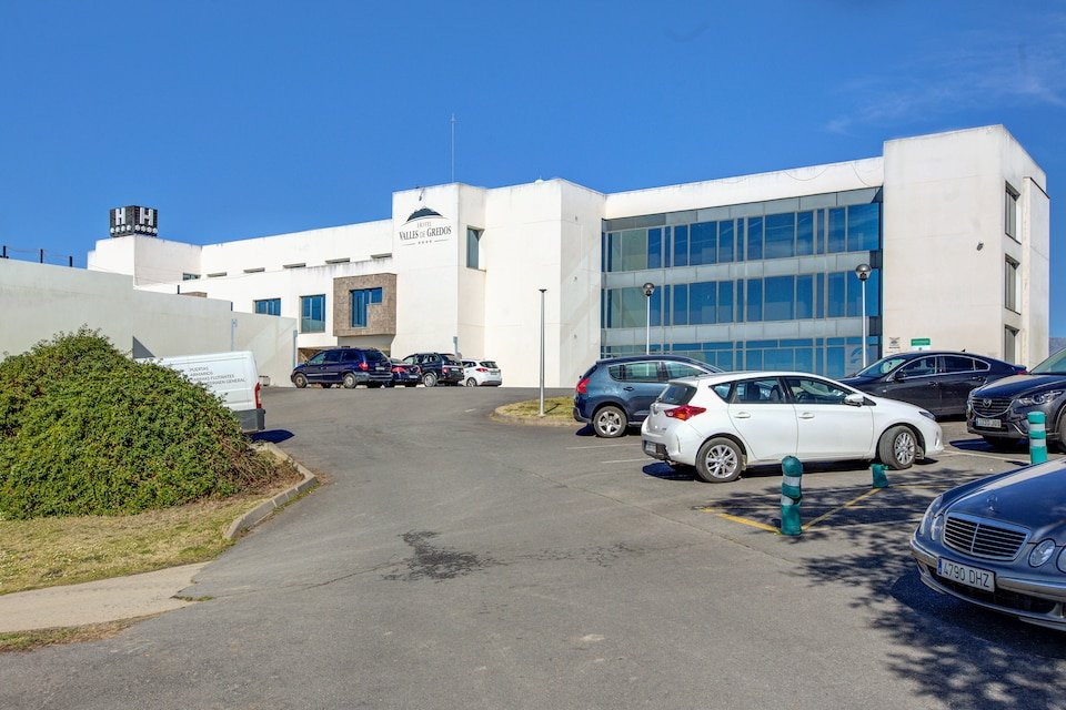 塔拉尤埃拉高尔夫酒店主图