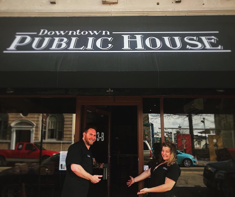 Downtown Public House景点图片