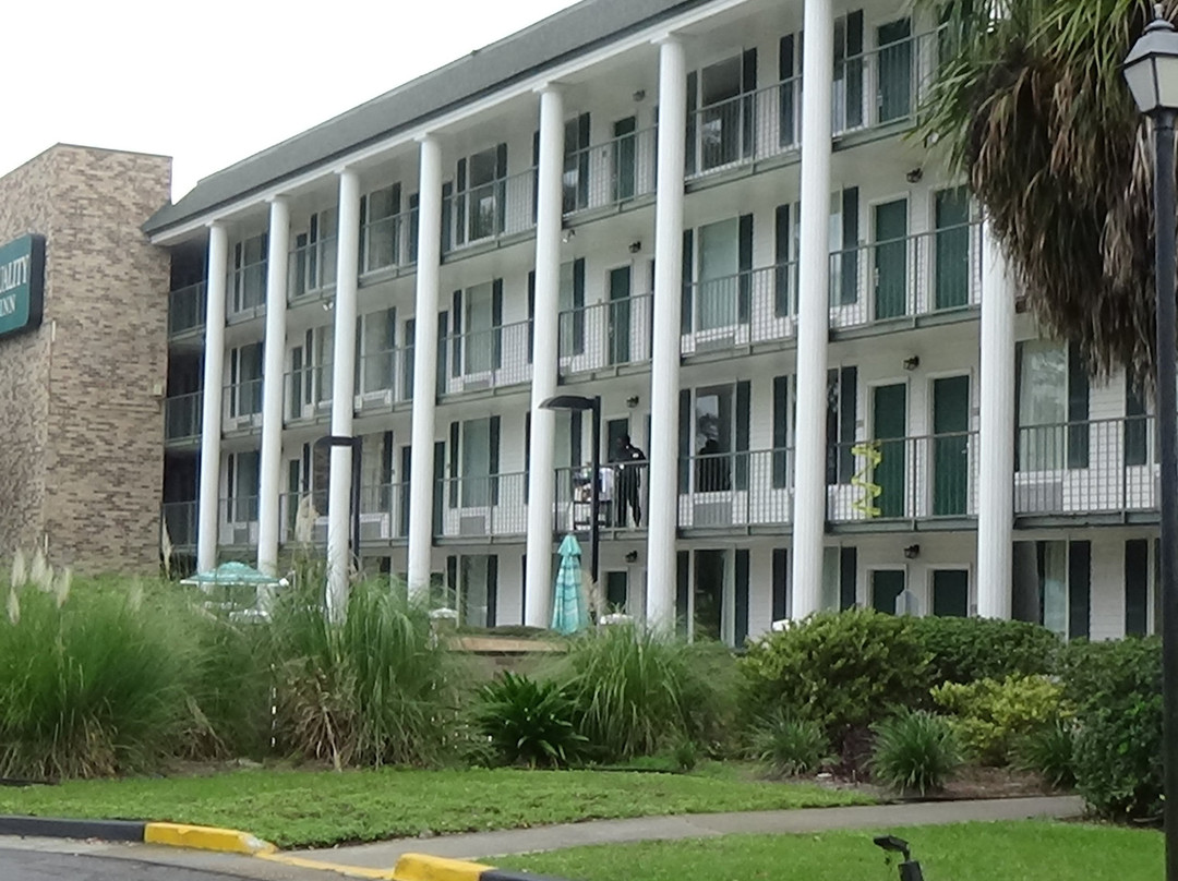 Quality Inn At Town Center主图