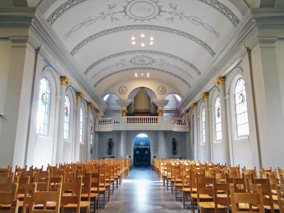 Sint Petrus bandenkerk-Driebergen必去景点