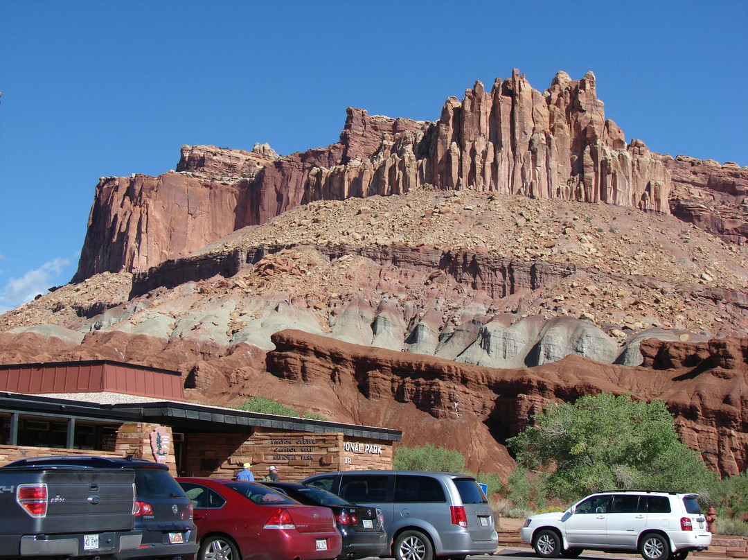 Capitol Reef National Park Visitor Center景点图片