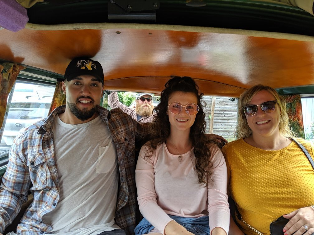Winewagen Tours景点图片