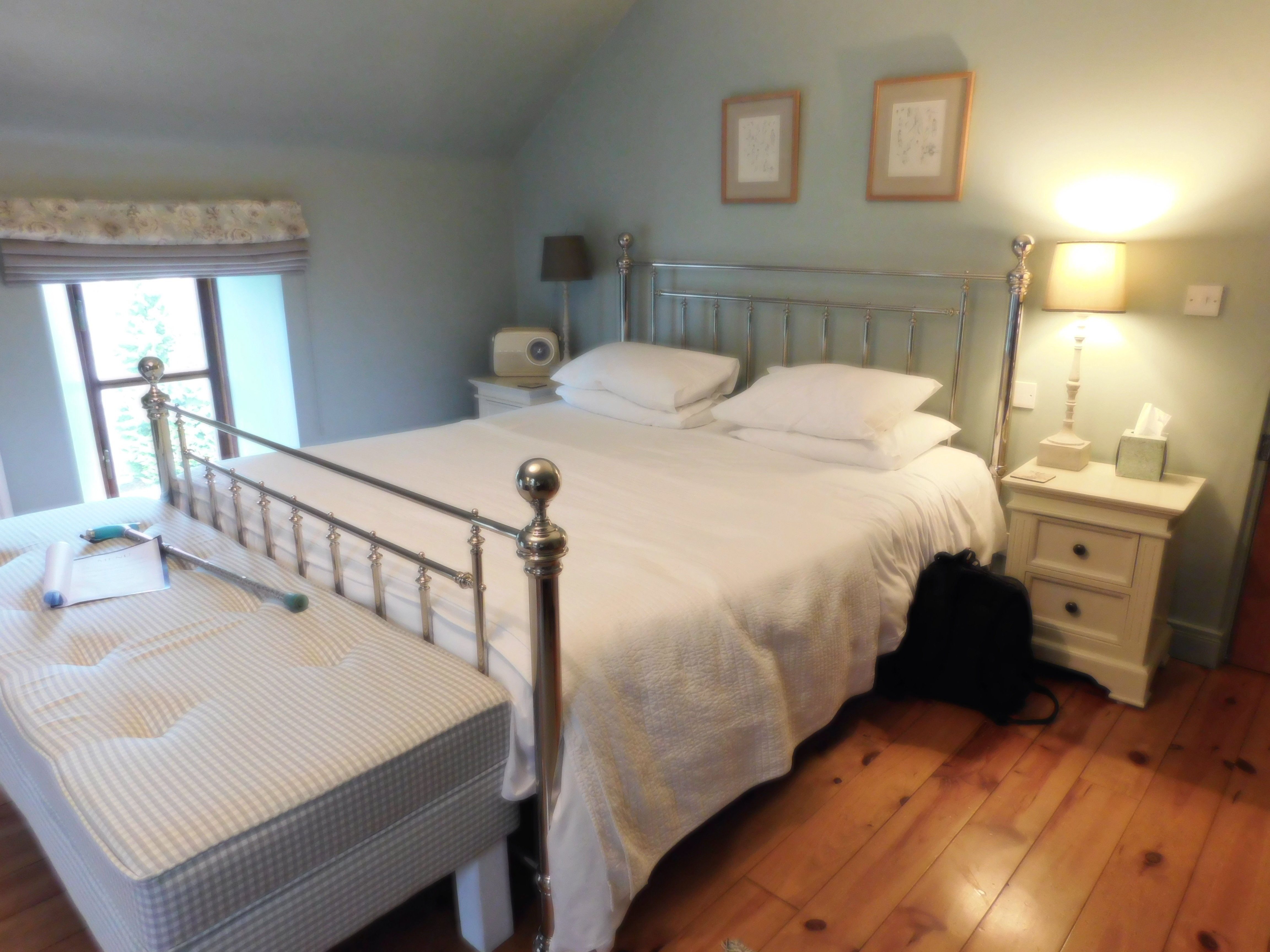 Honey Bee Cottage-官方