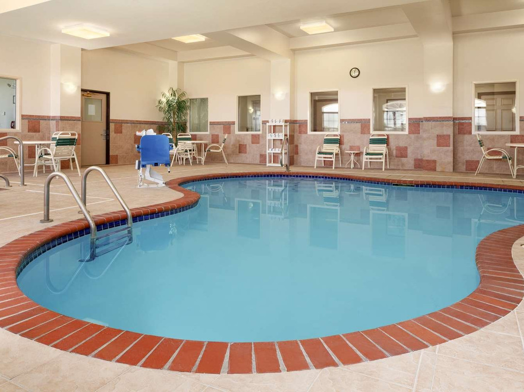 Country Inn & Suites by Radisson, Findlay, OH主图