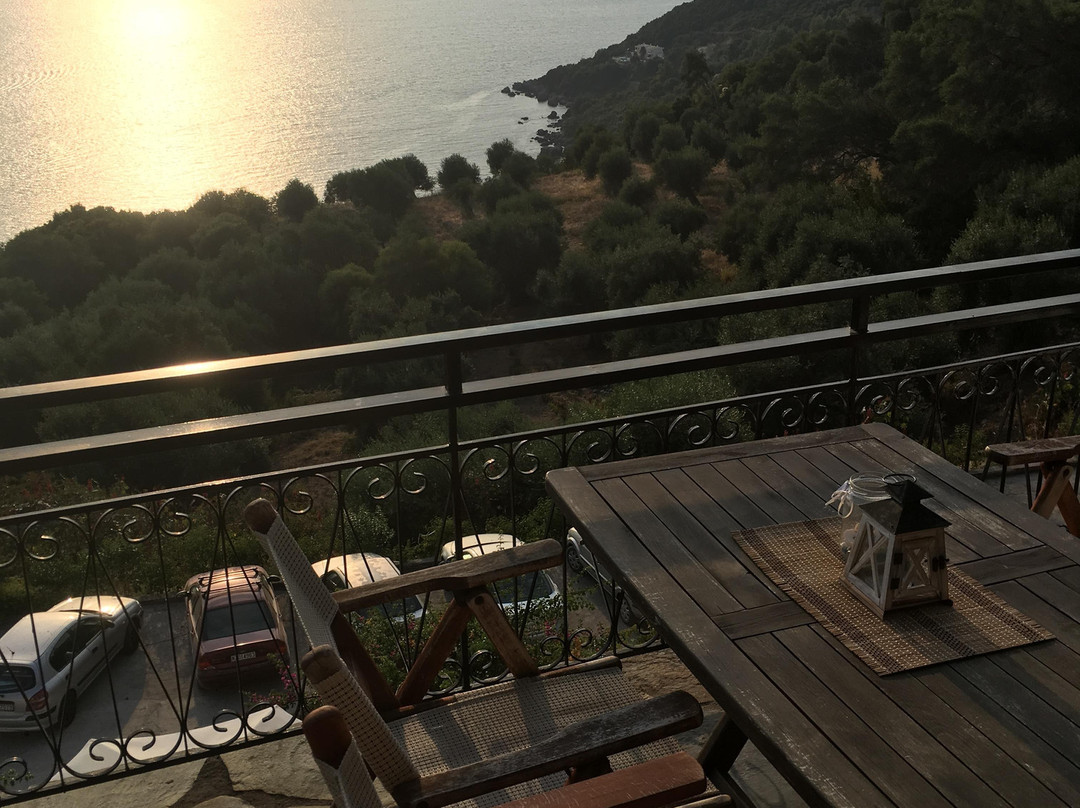 Arilla Beach Hotel主图