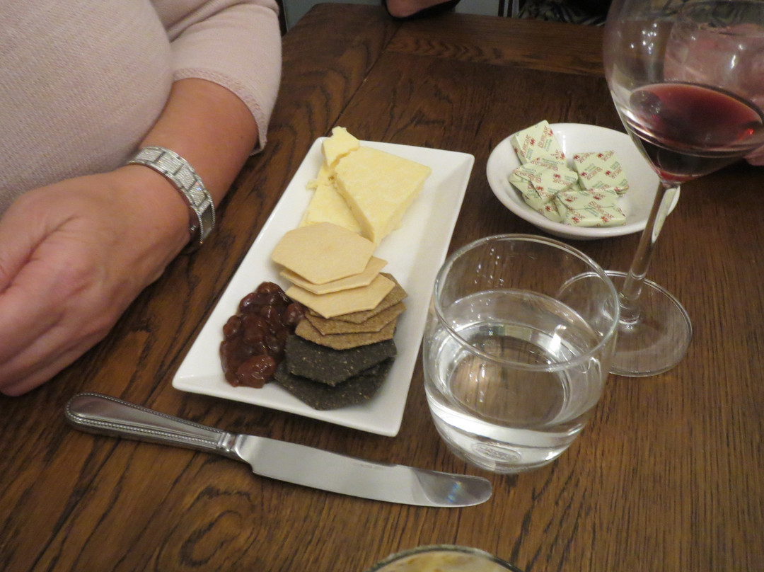 Parc-Le-Breos Guest House主图