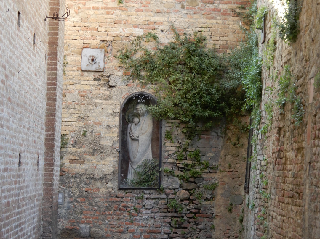 Chiesa di Santa Maria in Portico a Fontegiusta-锡耶纳必去景点