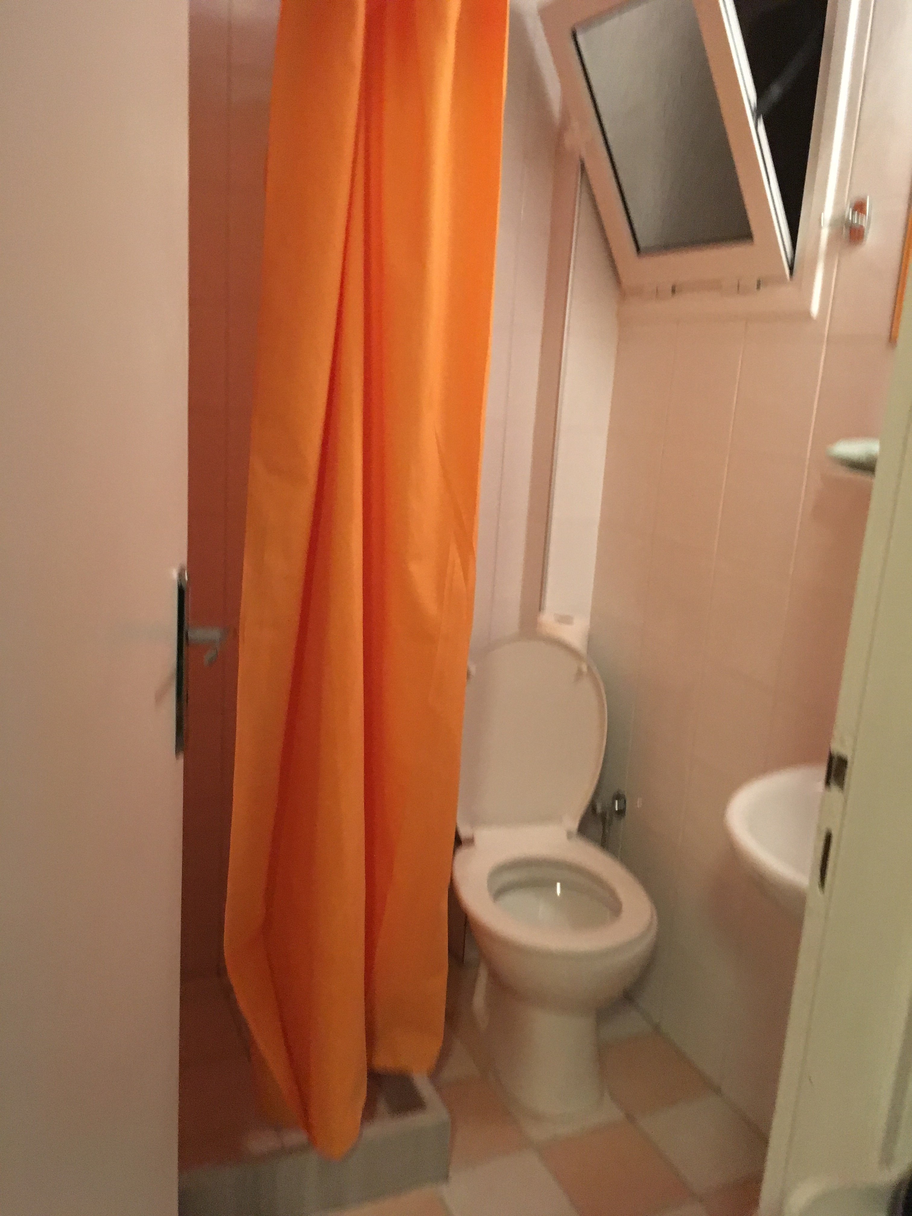 Alexander Beach Hotel-浴室