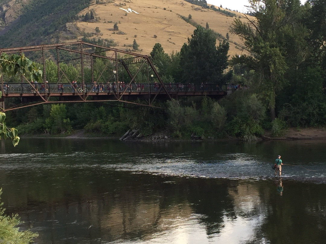 Goldsmith's Riverfront Inn主图