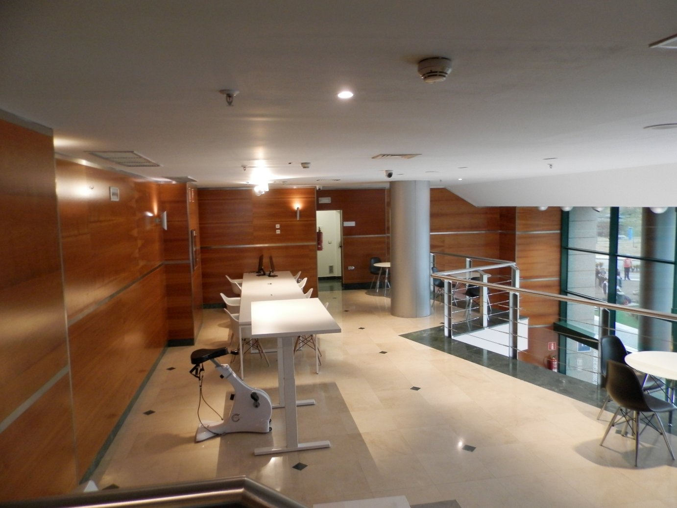 马德里机场T4 B&B酒店-商务中心/多功能厅