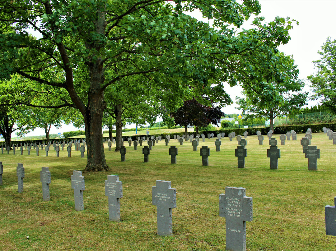 Deutscher Soldatenfriedhof Morisel景点图片