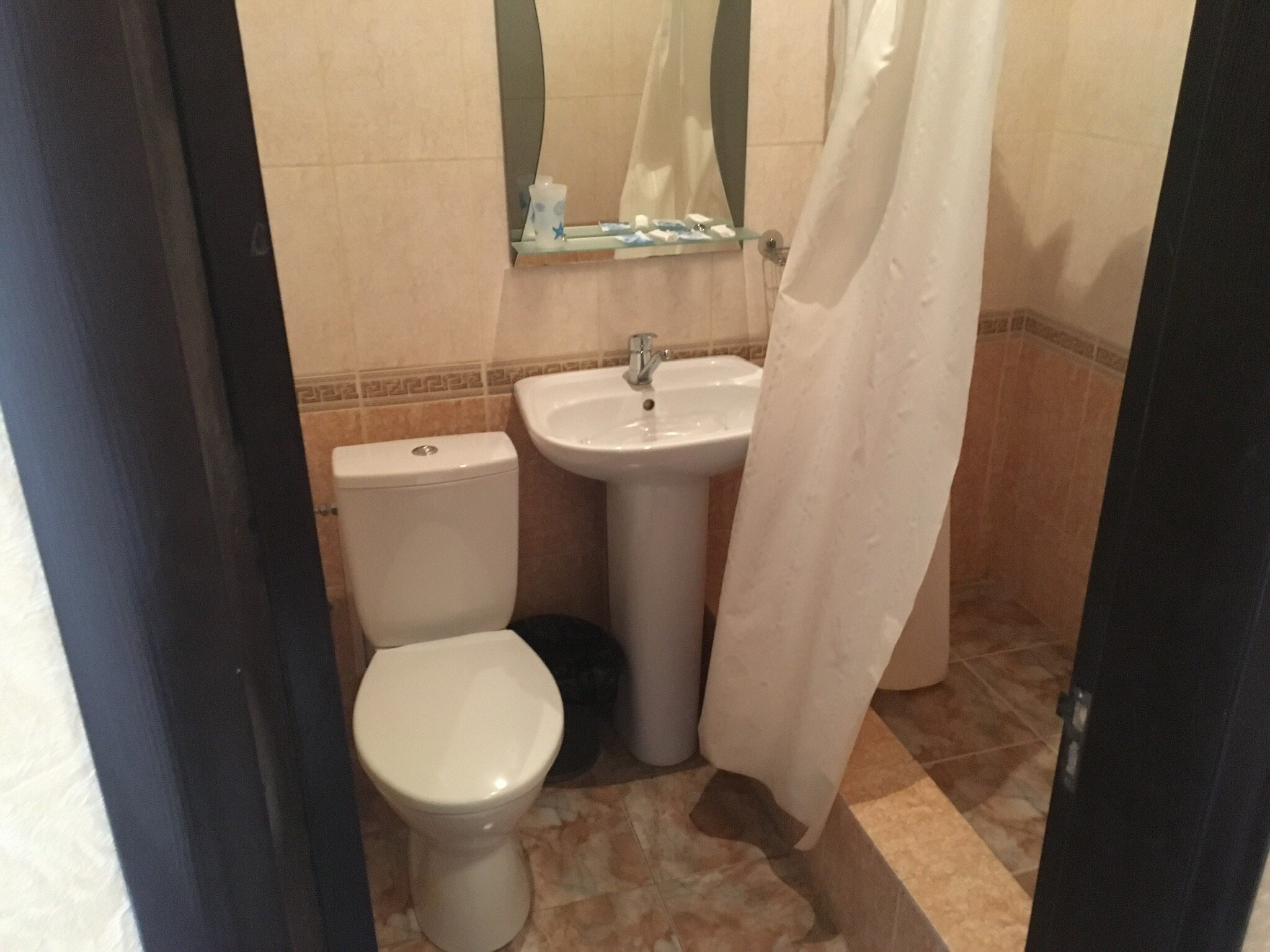 Kremin Hotel-官方