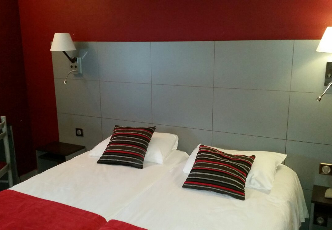 阿里安因特尔酒店主图