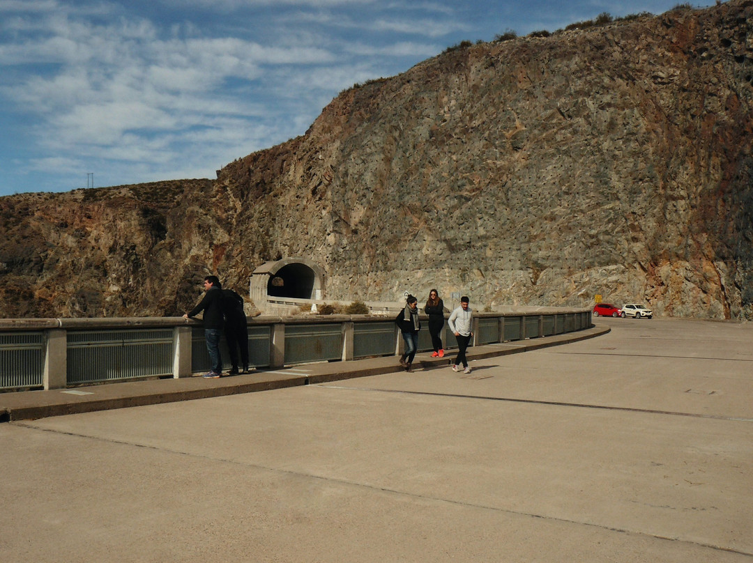 Embalse Agua del Toro景点图片