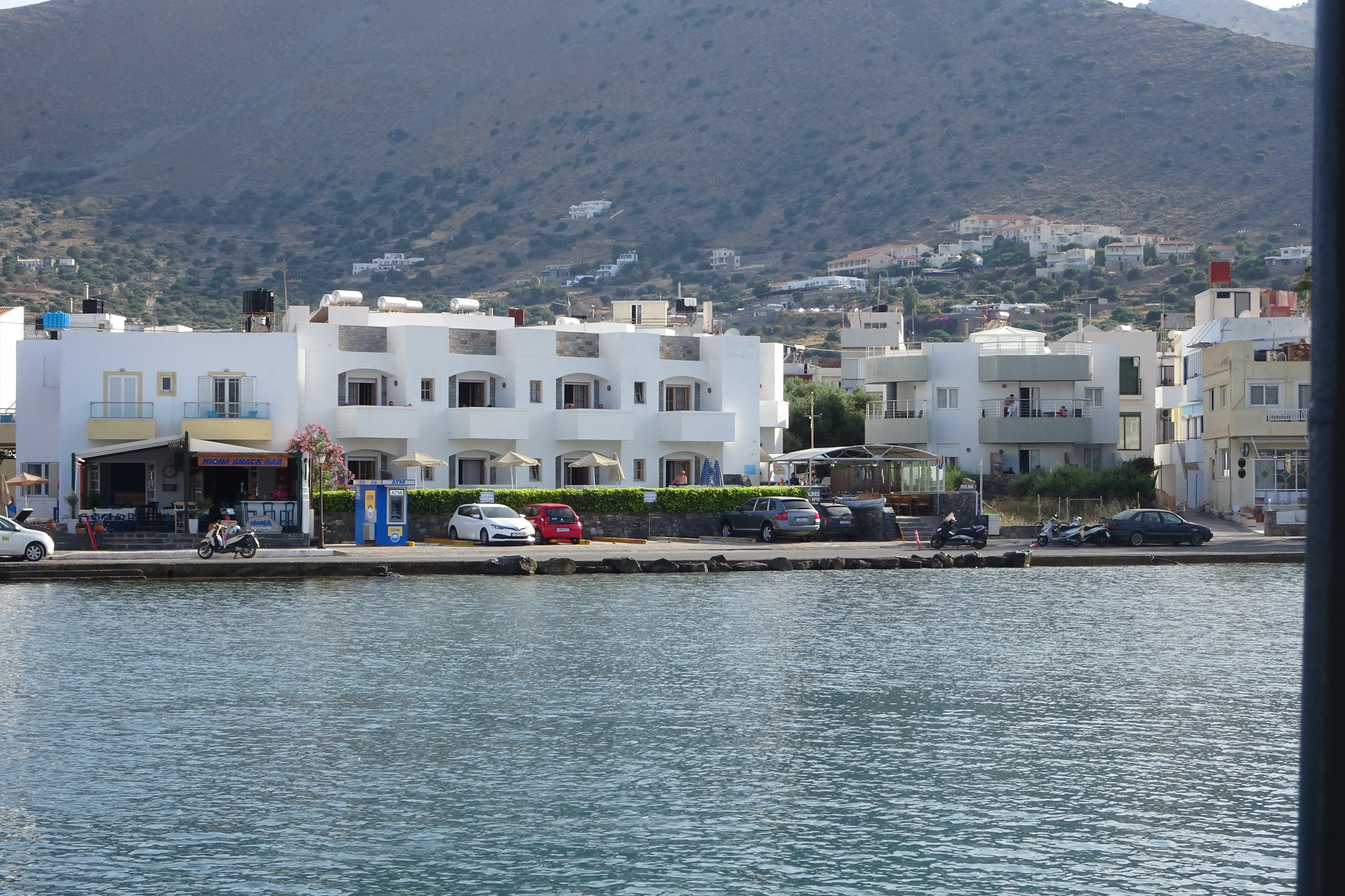 Elounda Alikes Suites & Studios-浴室