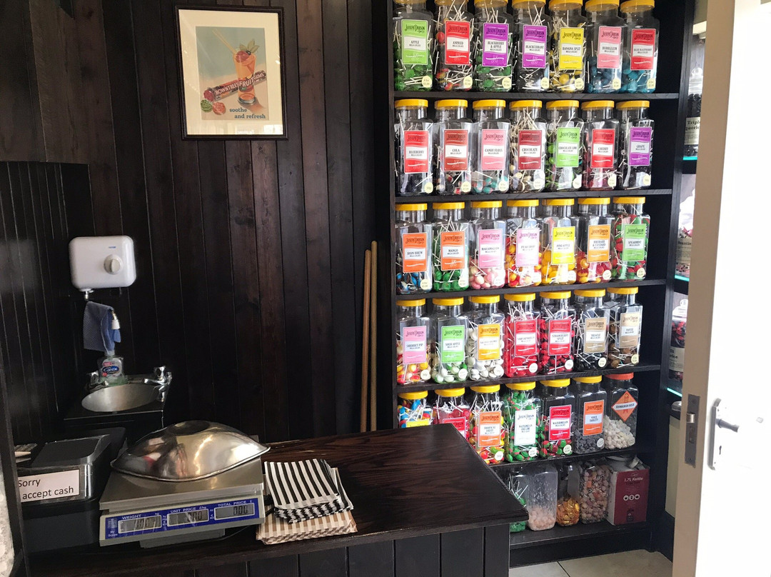 Helmsley Tradititional Sweet Shop景点图片