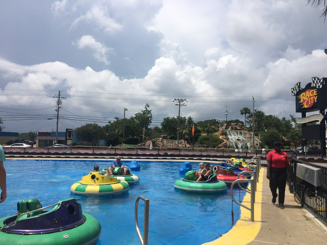 Race City PCB-巴拿马城海滩必去景点