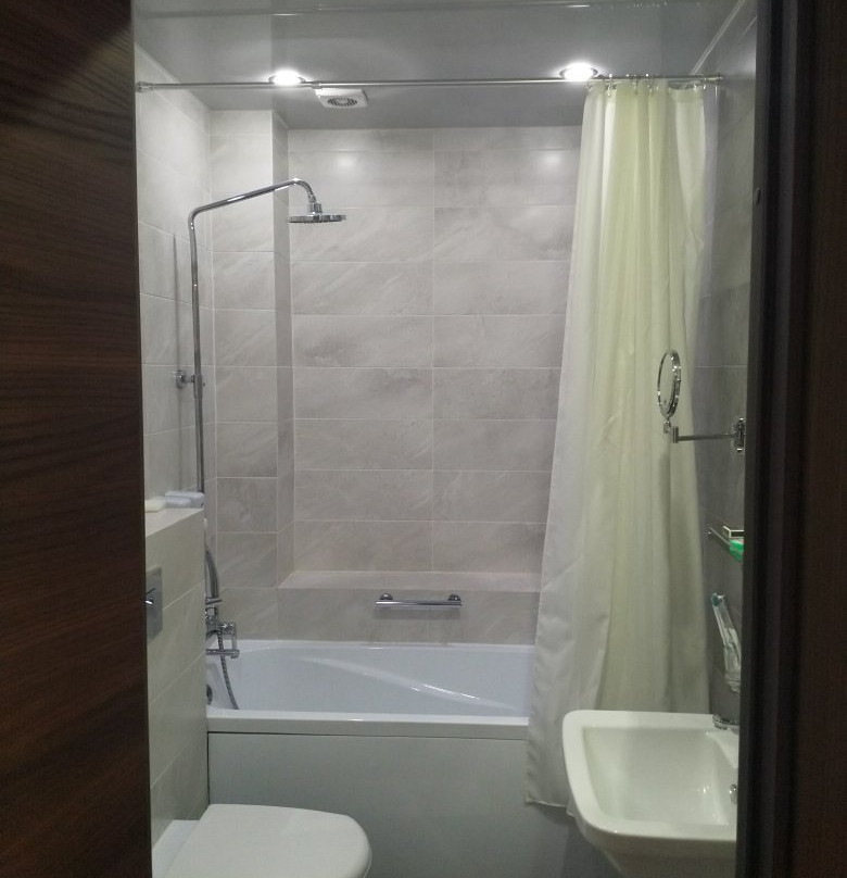 Business-Hotel Magas主图