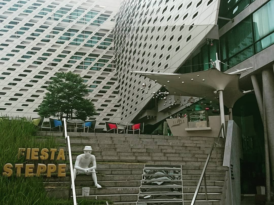 曼谷利特酒店主图