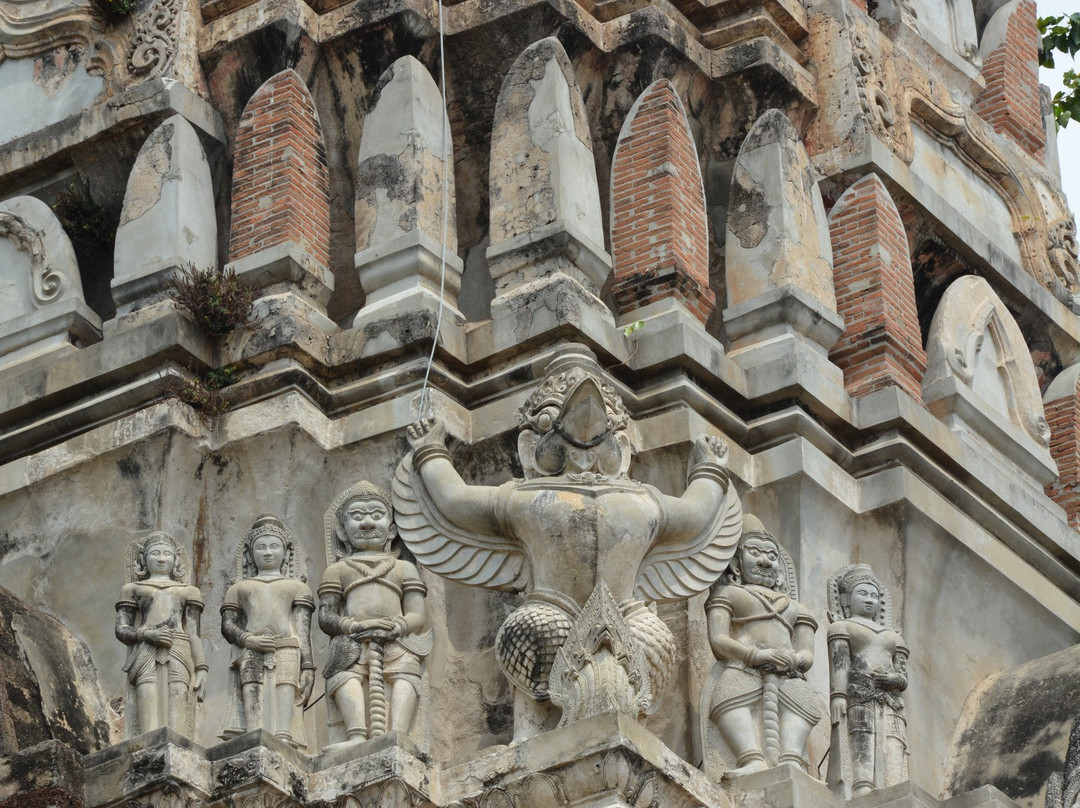 Wat Ratchaburana (Temple of the Royal Restoration)景点图片