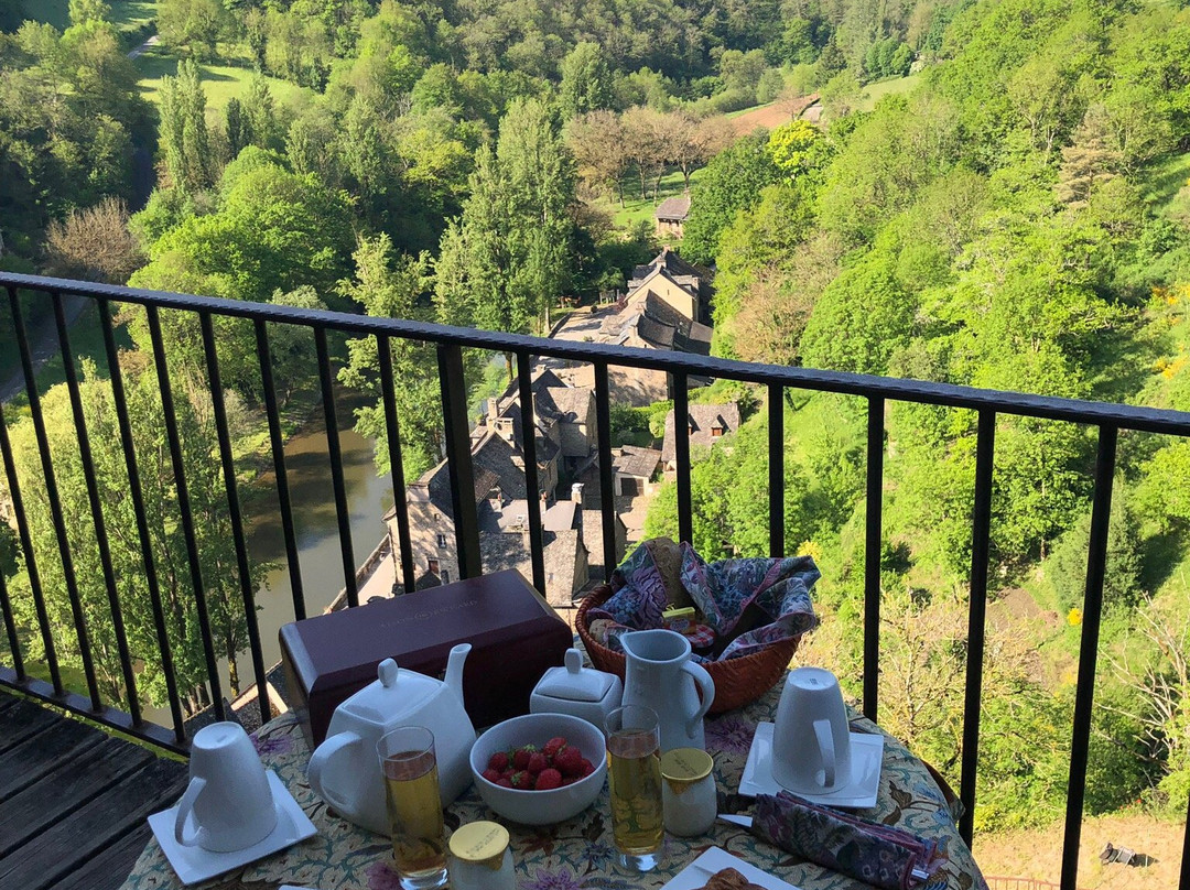 Chateau Belcastel Tower Suite主图