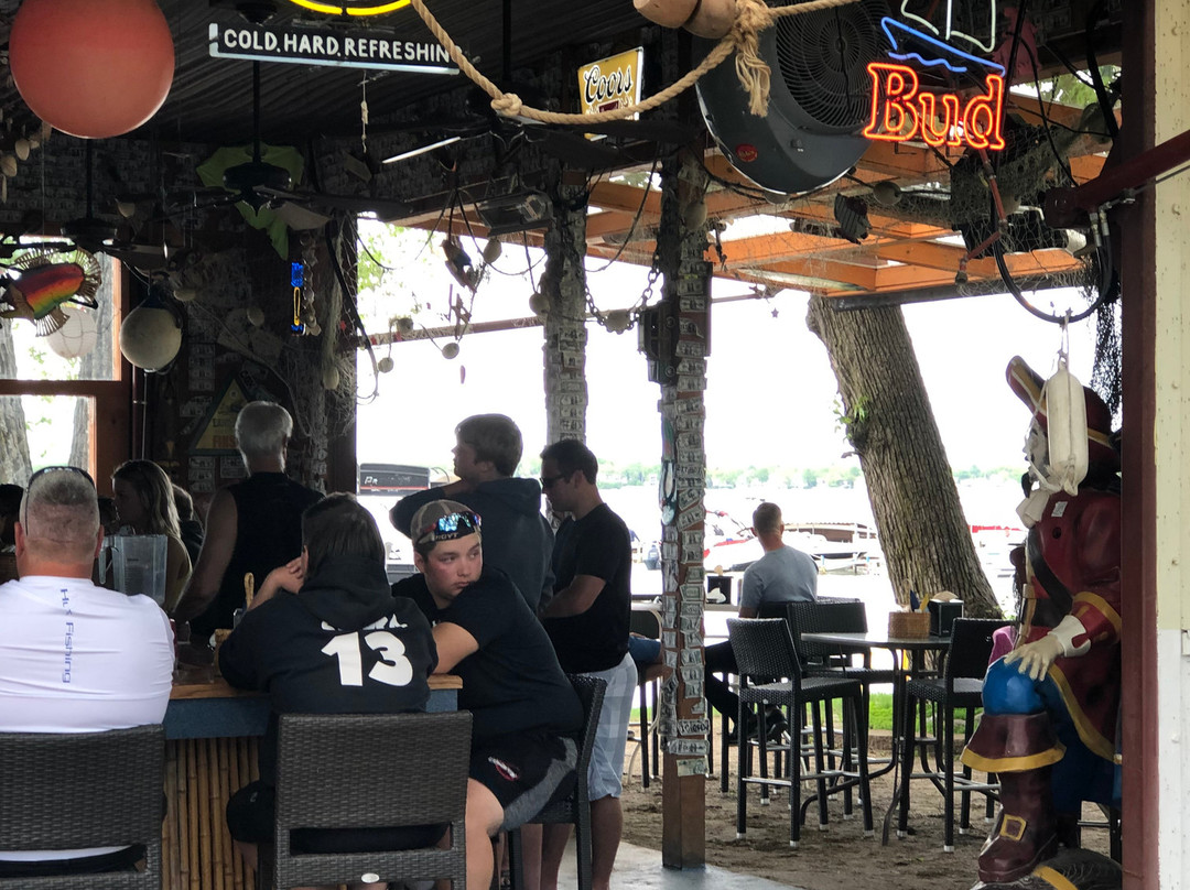 Clear Lake Tiki Bar-Clear Lake必去景点