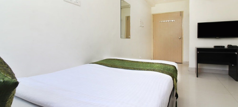 Treebo Trip Drona Inn主图