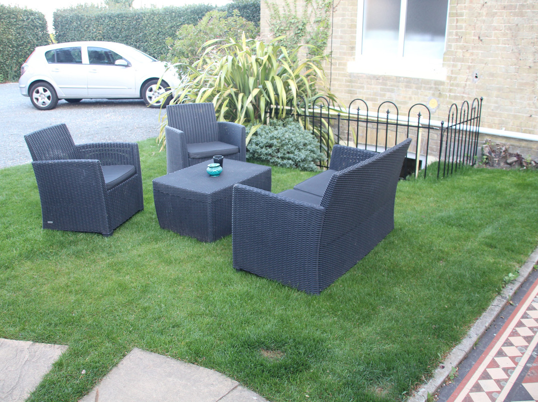 肯伯里酒店主图