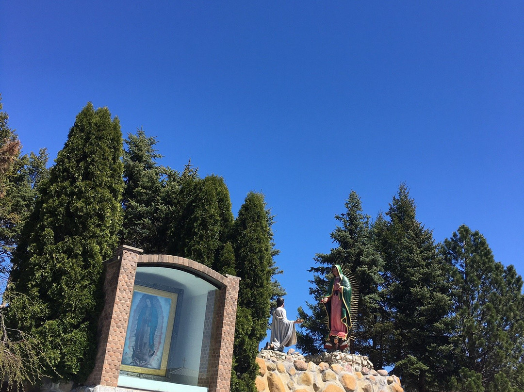 Shrine of Our Lady of Guadalupe-德斯普兰斯必去景点