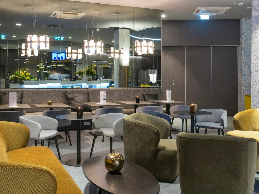 Hampton By Hilton Poznan Old Town主图