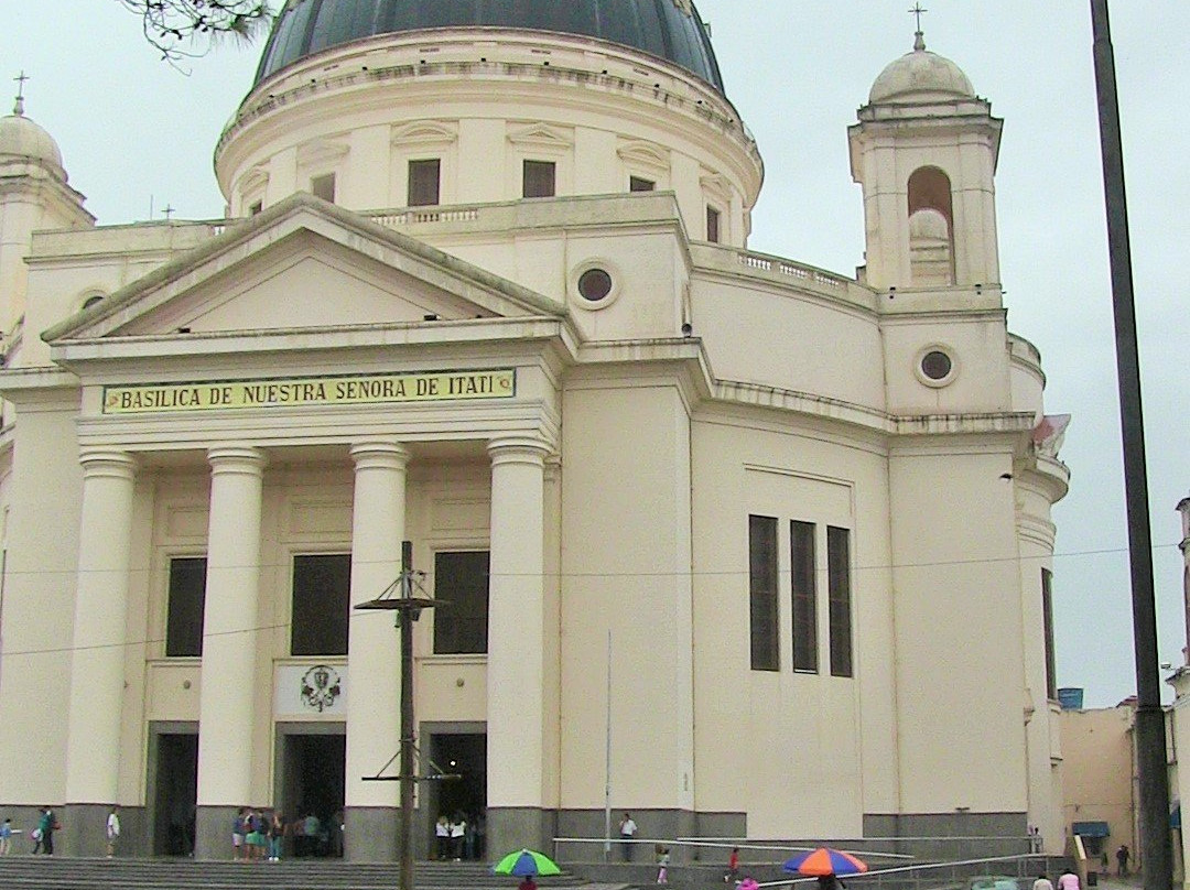 Basílica Nuestra Senora De Itati景点图片