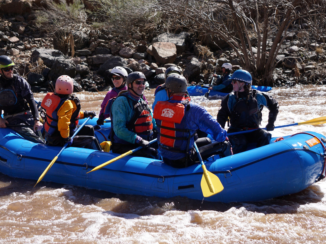 Canyon Rio Rafting-Whiteriver必去景点