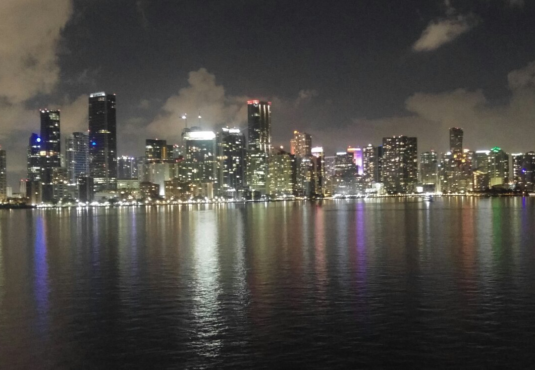 Rickenbacker Bridge-比斯坎湾必去景点