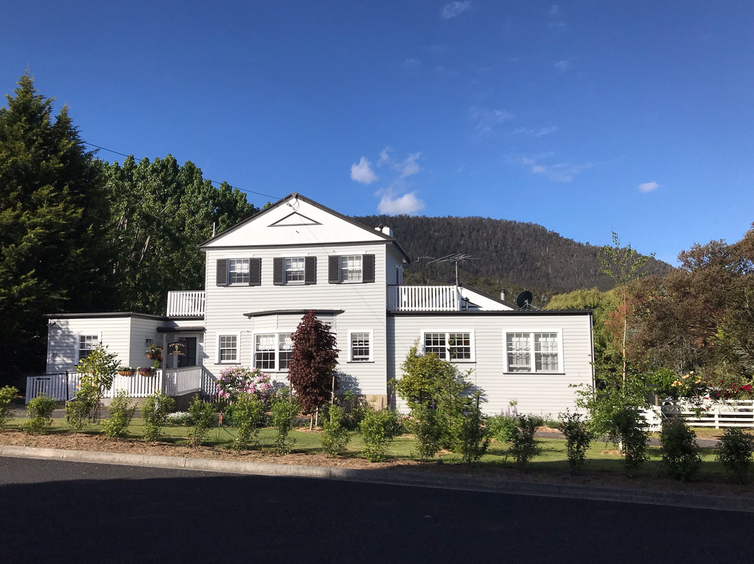 Explorers Lodge主图