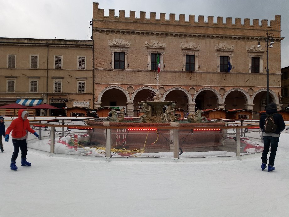 Piazza Del Popolo景点图片