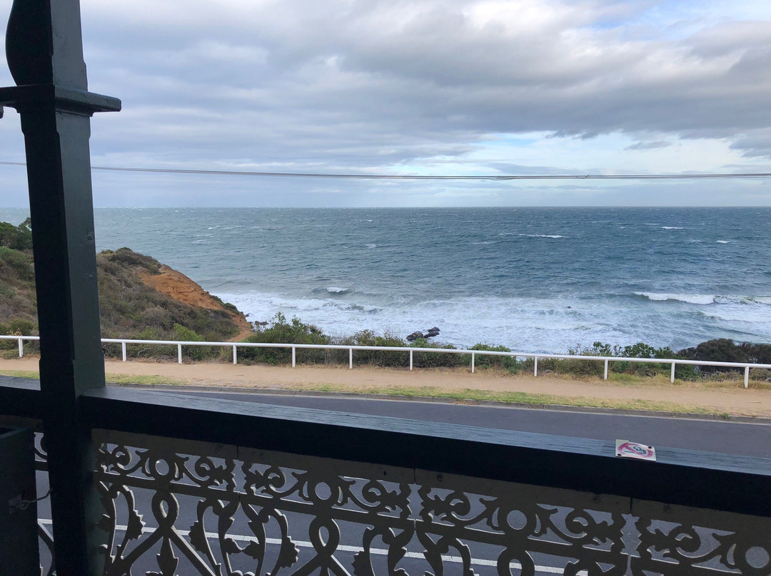 The Royal Hotel Mornington主图