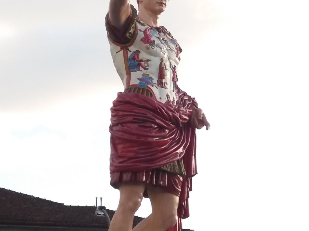 Estatua de Homenagem a Cesar Augusto景点图片