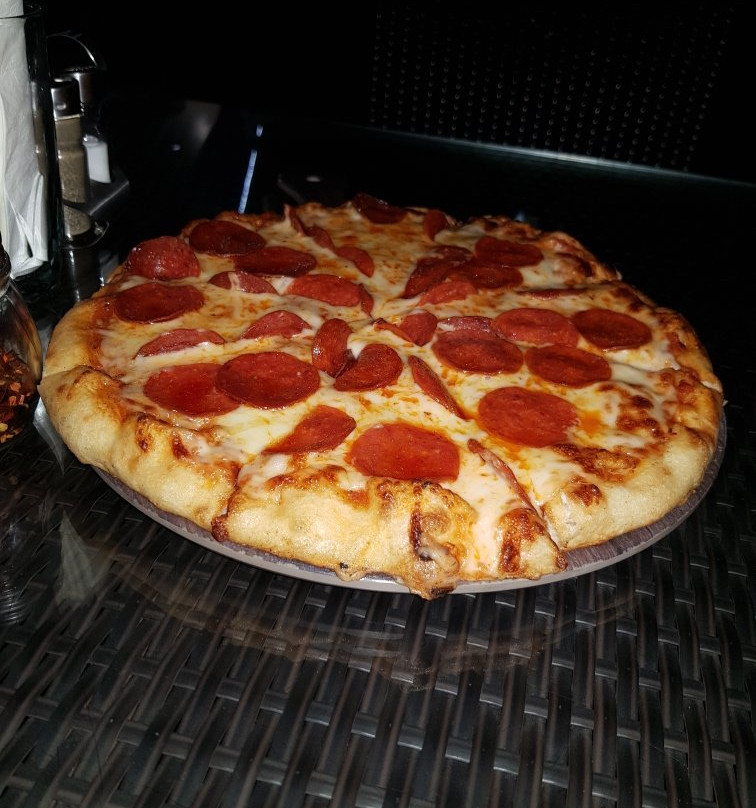 Uncle Tony's Pizza at Eagle Aruba Resort