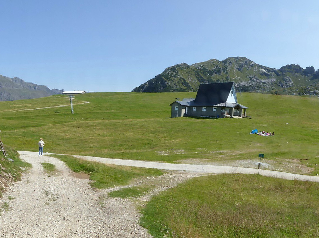 Santuario della Regina dei Monti e delle Funivie景点图片