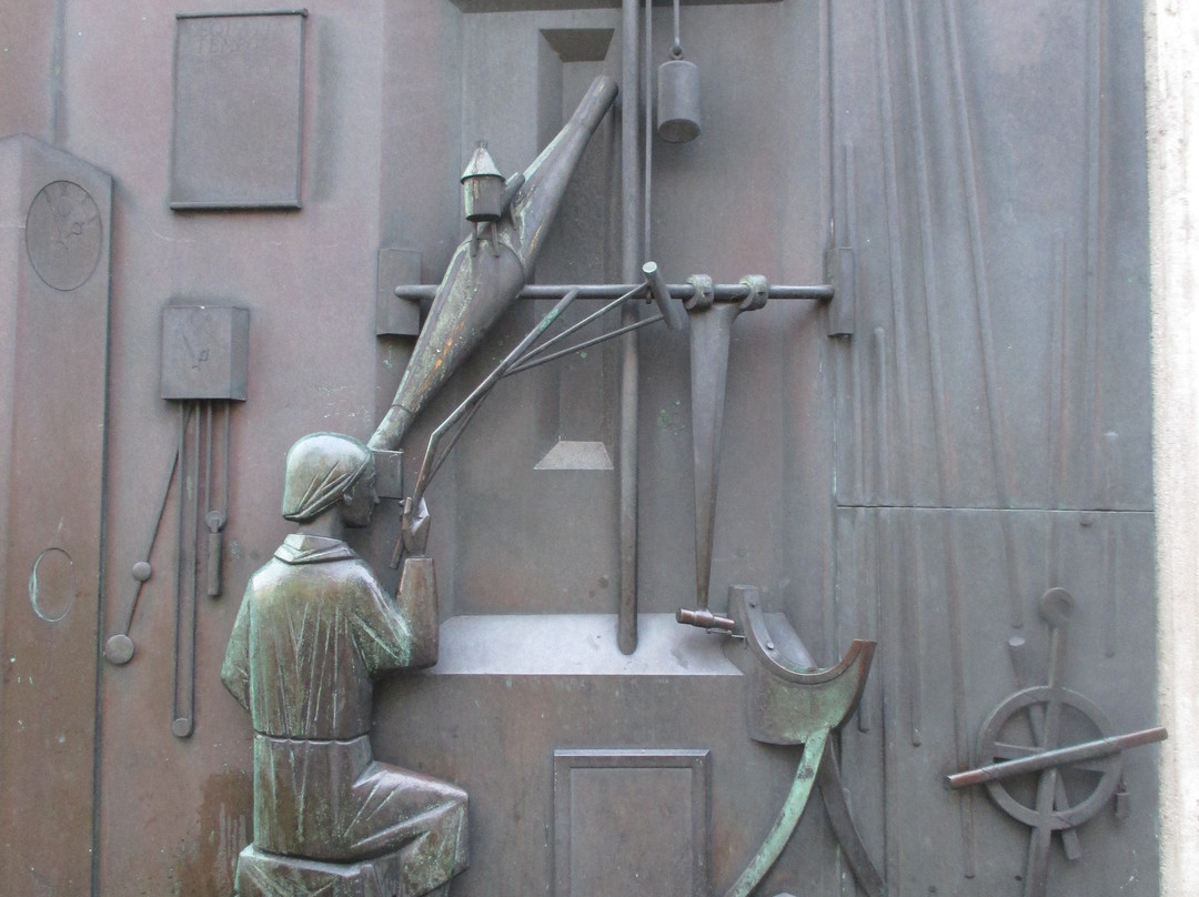Minderelief For Ole Romer景点图片