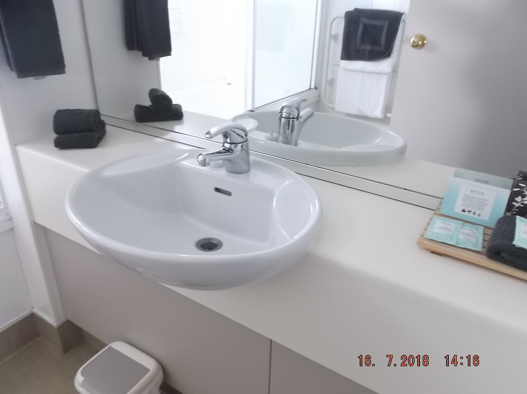 棕榈湾汽车旅馆主图