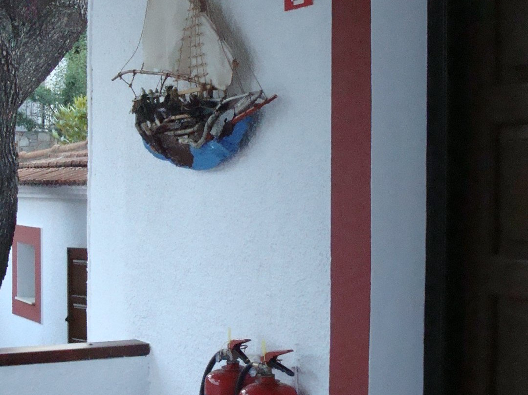 Captain George's Apartments主图