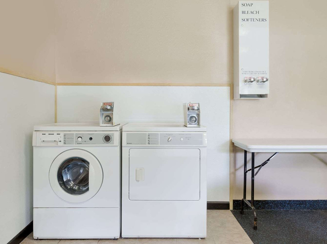 Days Inn Hoover Birmingham主图