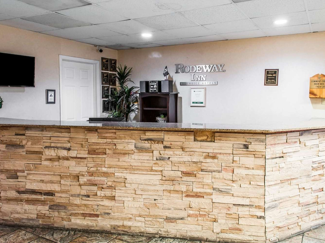 Rodeway Inn East主图