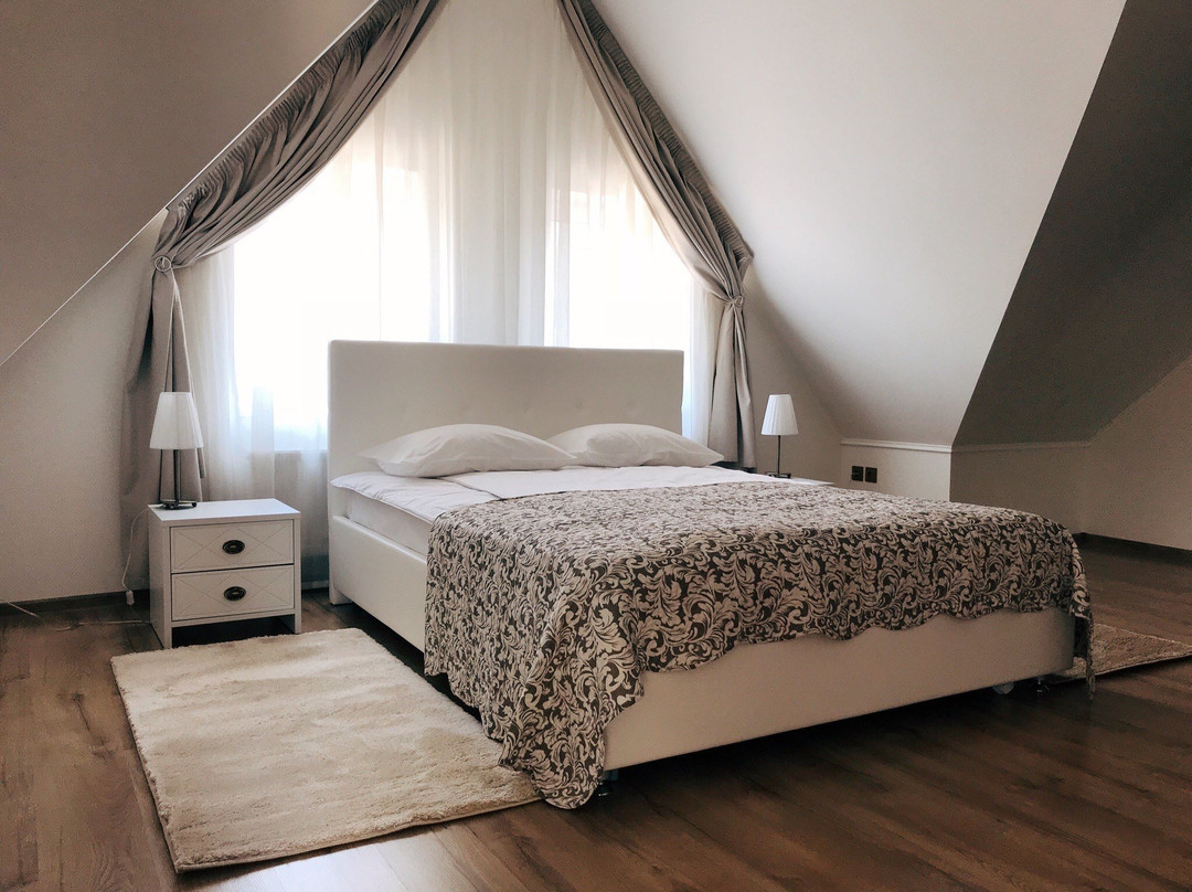Robertina Mini Hotel