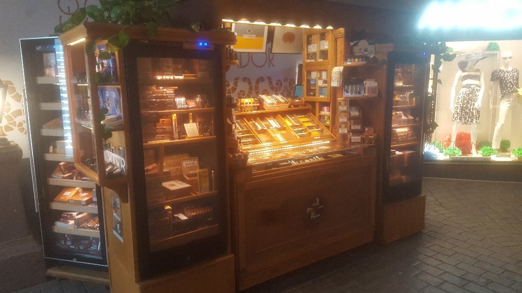 Some Cigars-奥德杰海岸必去景点