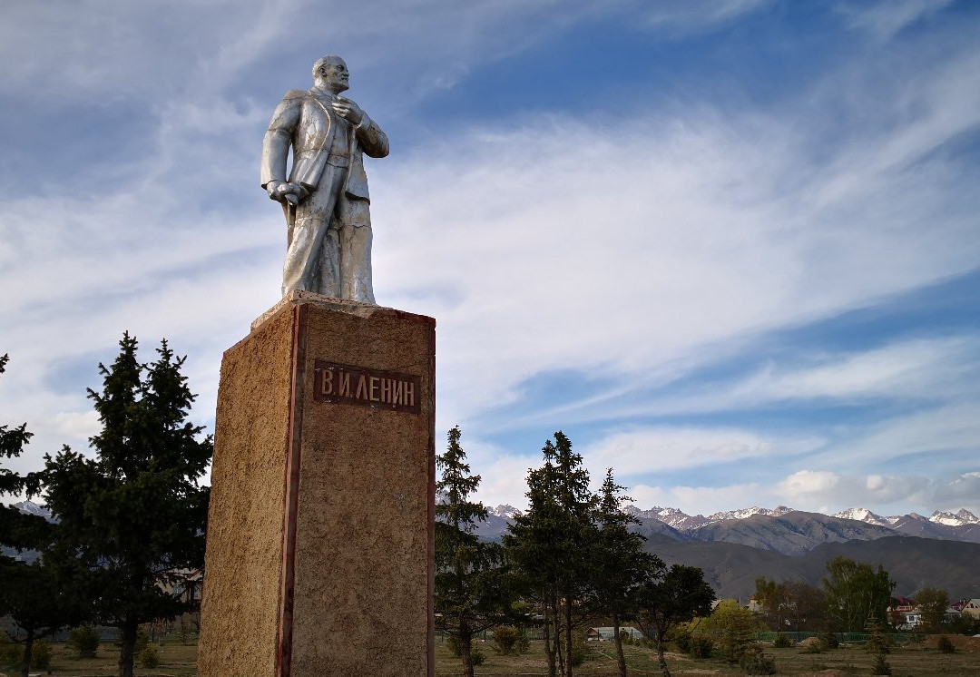 Lenin Statue-乔尔蓬阿塔必去景点