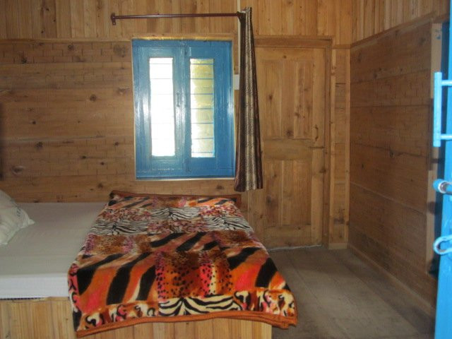 Rock Top Inn Jibhi主图