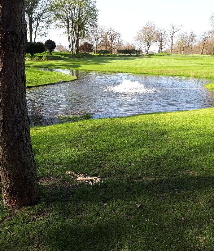 Golf at Stoke Park-Stoke Poges必去景点