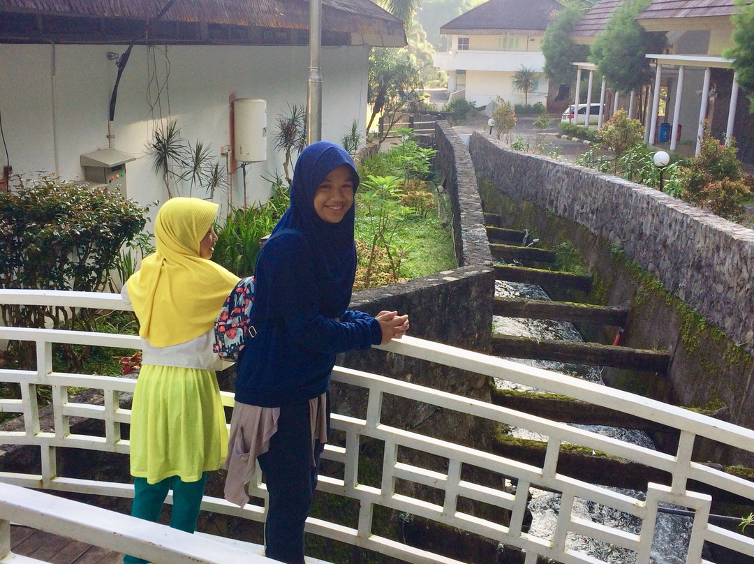 Zuri Resort Cipanas主图